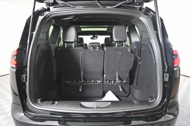 2026 Chrysler Pacifica Limited AWD