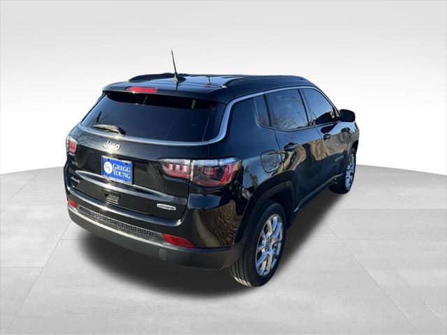 2022 Jeep Compass Latitude Lux 4x4