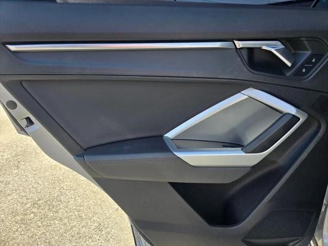 2020 Audi Q3 Premium Plus 45 TFSI quattro Tiptronic