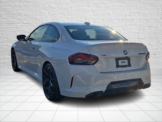 2026 BMW M240 i xDrive