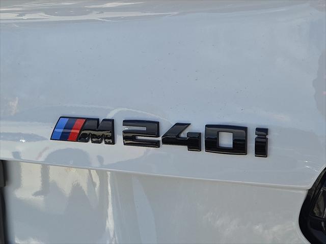2026 BMW M240 i xDrive