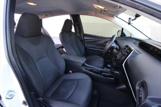 2016 Toyota Prius Two