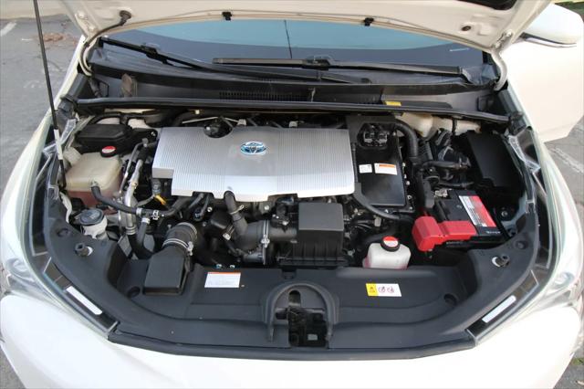 2016 Toyota Prius Two