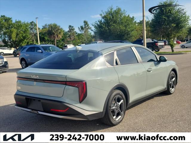 2025 Kia K4 LXS