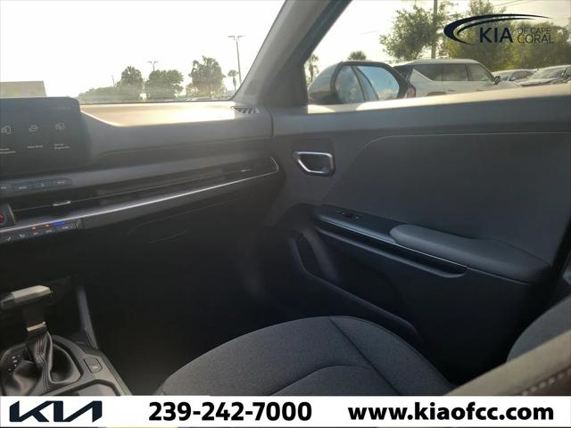 2025 Kia K4 LXS