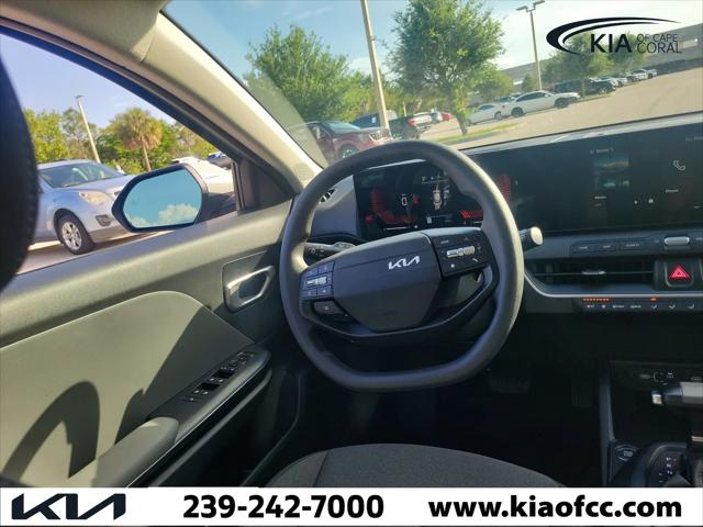 2025 Kia K4 LXS