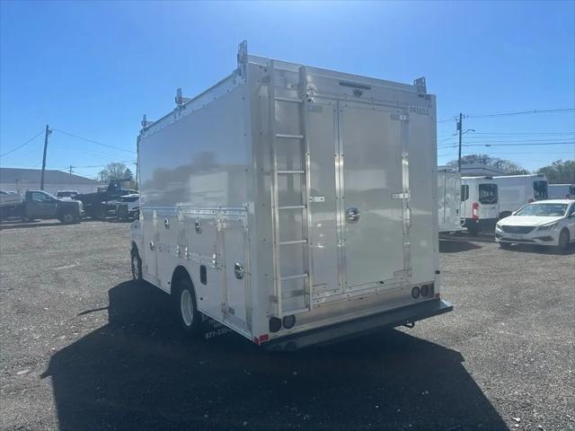 2026 Ford E-350 Cutaway E-Series Cutaway