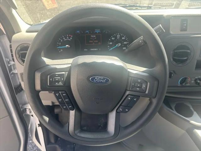 2026 Ford E-350 Cutaway E-Series Cutaway