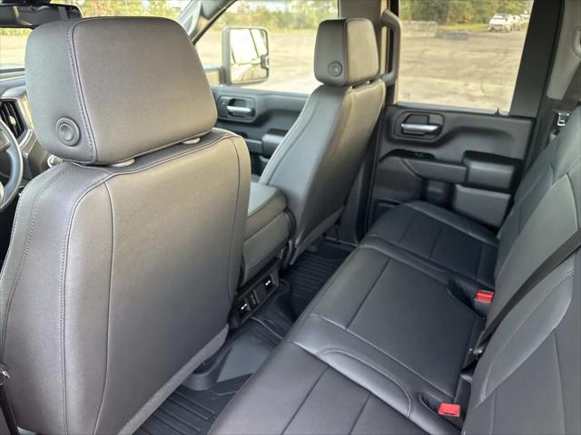 2026 GMC Sierra 2500HD Double Cab, Standard Bed, Pro, RWD