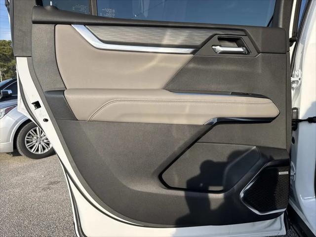 2026 GMC Acadia Elevation FWD