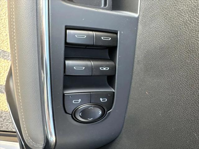 2026 GMC Acadia Elevation FWD