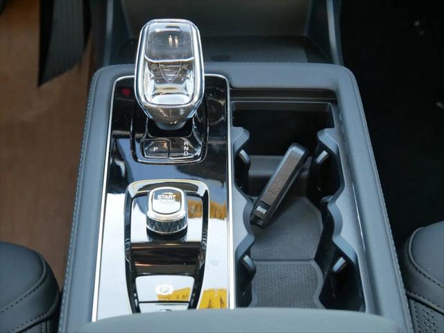 2026 Volvo XC90 Core, B6 AWD Gas (mild hybrid), Gasoline, Bright, 7 Seats