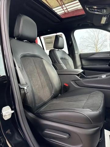 2025 Jeep Grand Cherokee Altitude X 4x4