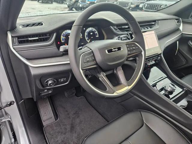 2025 Jeep Grand Cherokee L Limited 4x4