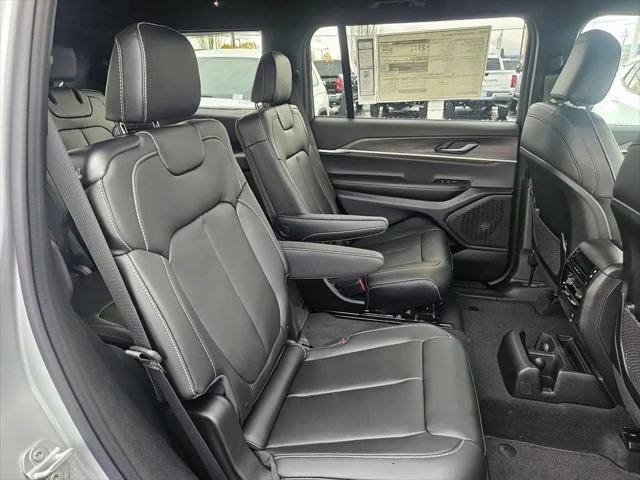 2025 Jeep Grand Cherokee L Limited 4x4