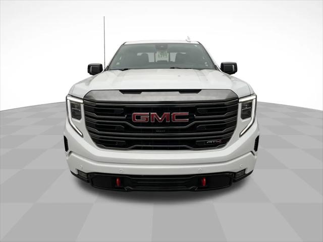 2023 GMC Sierra 1500 4WD Crew Cab Short Box AT4