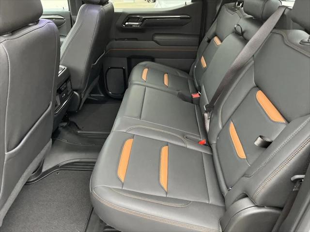 2023 GMC Sierra 1500 4WD Crew Cab Short Box AT4