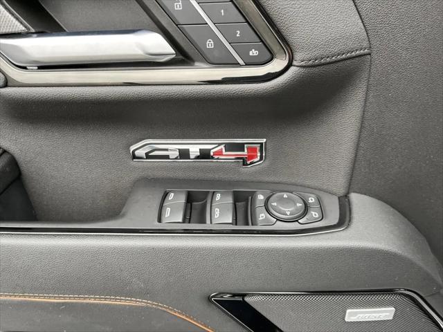 2023 GMC Sierra 1500 4WD Crew Cab Short Box AT4