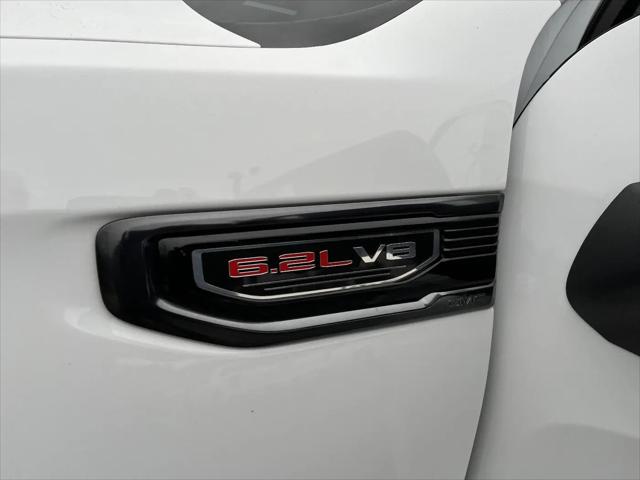 2023 GMC Sierra 1500 4WD Crew Cab Short Box AT4
