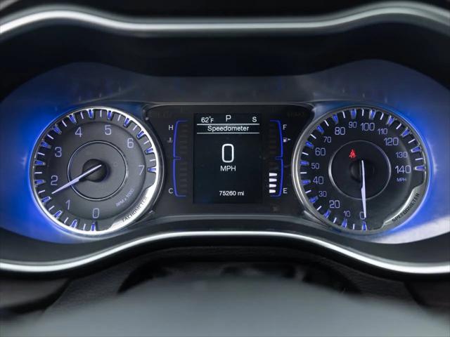 2017 Chrysler 200 Limited Platinum