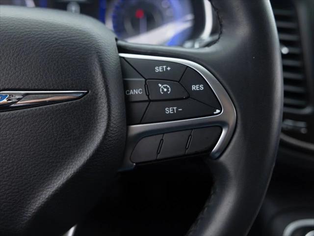 2017 Chrysler 200 Limited Platinum