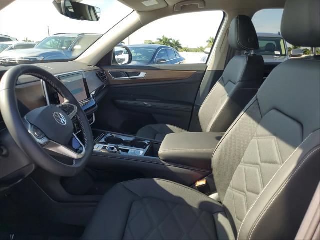 2026 Volkswagen Atlas SE with Technology