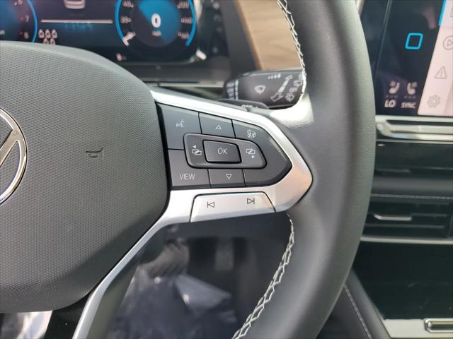 2026 Volkswagen Atlas SE with Technology