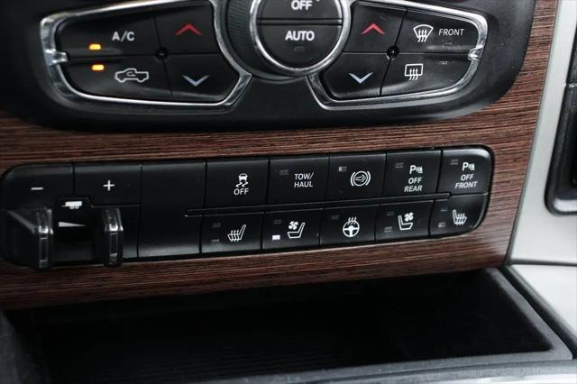 2018 Ram 3500 Laramie Crew Cab 4x4 8 Box