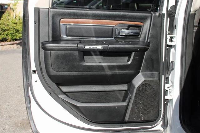 2018 Ram 3500 Laramie Crew Cab 4x4 8 Box