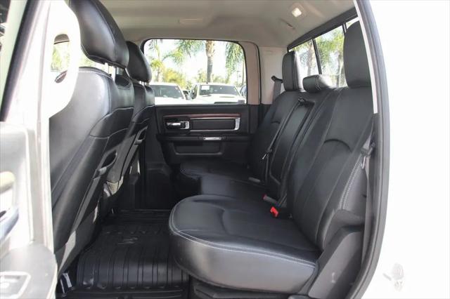 2018 Ram 3500 Laramie Crew Cab 4x4 8 Box