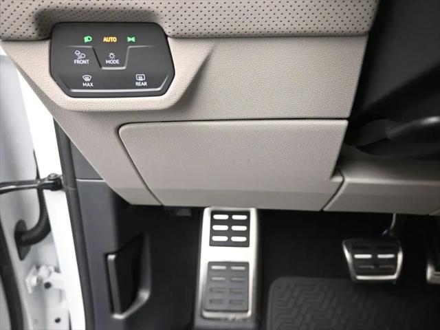 2026 Volkswagen Atlas SEL Premium R-Line