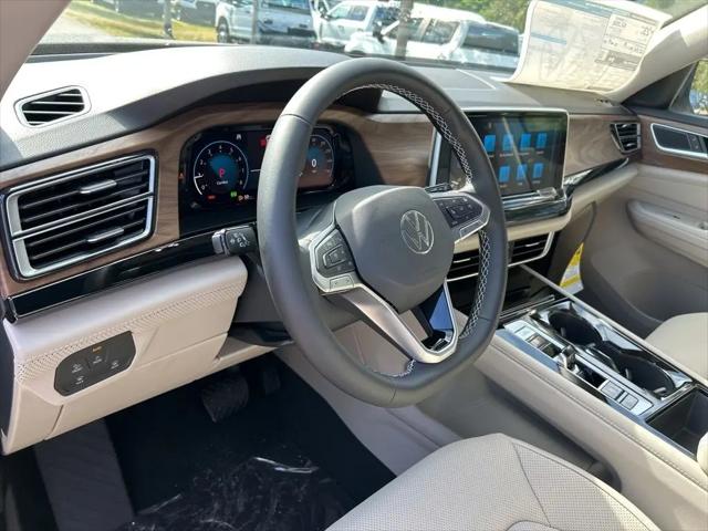 2026 Volkswagen Atlas SE with Technology