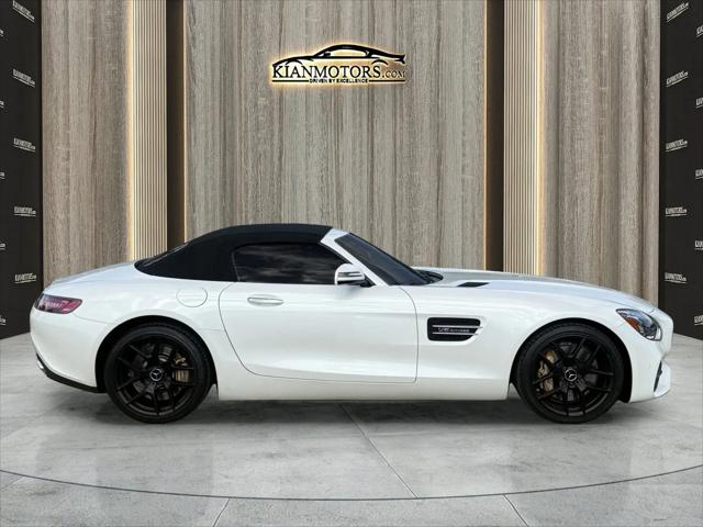 2018 Mercedes-Benz AMG GT Standard