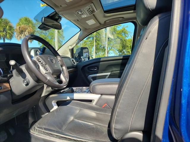 2020 Nissan Titan Crew Cab SL 4x4