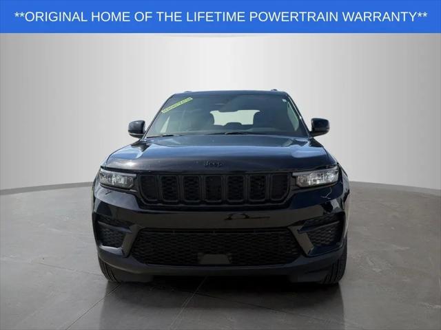 2025 Jeep Grand Cherokee Altitude X 4x4