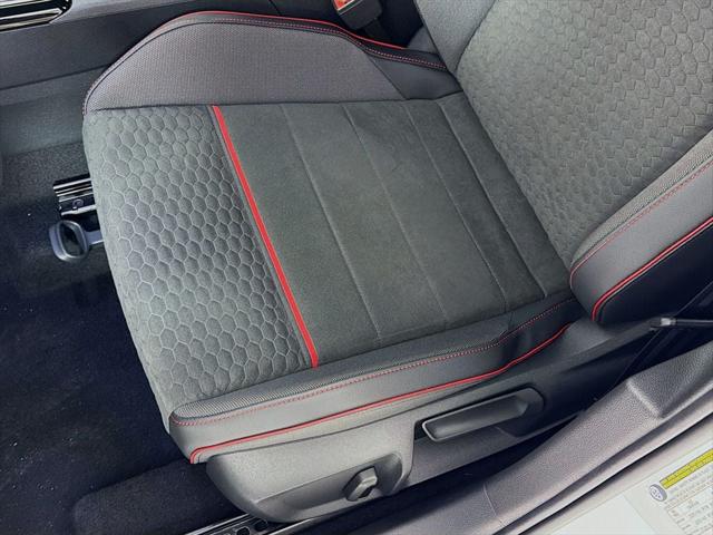 2026 Volkswagen Golf GTI SE