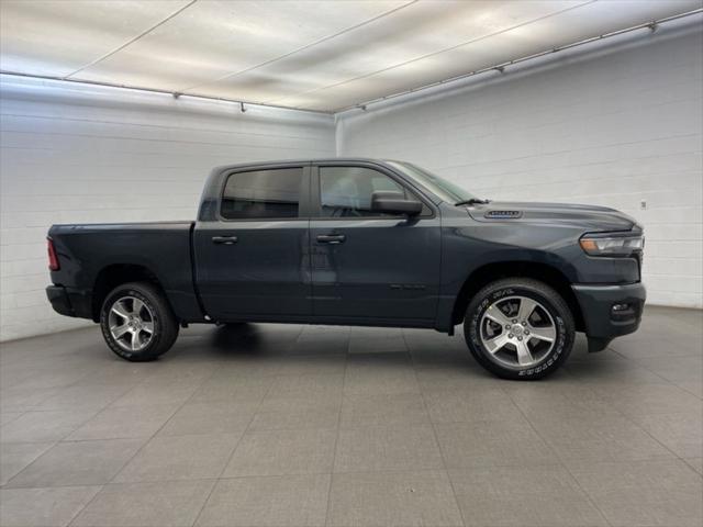 2026 RAM Ram 1500 RAM 1500 EXPRESS CREW CAB 4X2 57 BOX 2026 RAM Ram 1500 RAM 1500 EXPRESS CREW CAB 4X2 57 BOX