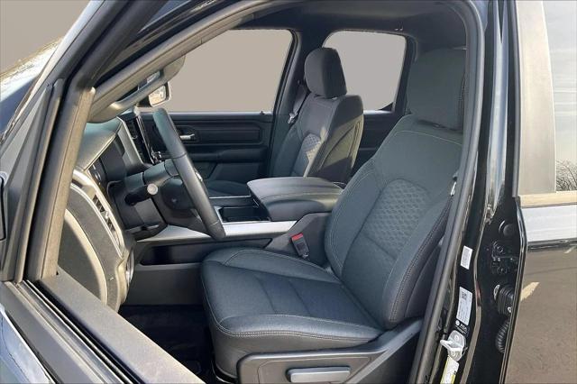 New 2026 Diamond Black Crystal Pearl-Coat Exterior Paint RAM  image 16