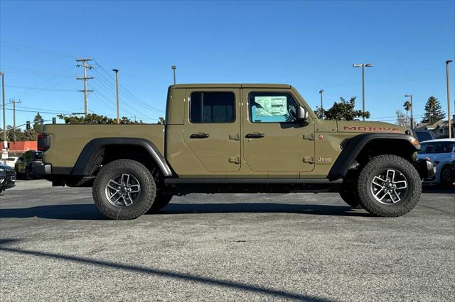 2026 Jeep Gladiator GLADIATOR MOJAVE 4X4 2026 Jeep Gladiator GLADIATOR MOJAVE 4X4