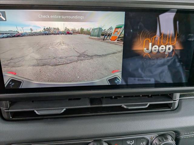 2026 Jeep Gladiator Sport