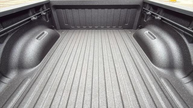 2026 Ram 1500 Limited Crew Cab 4x4 5'7" Box