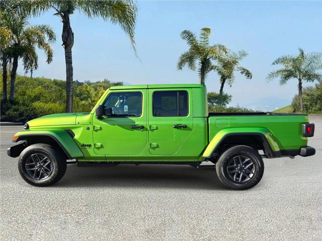 2026 Jeep Gladiator GLADIATOR SPORT S 4X4