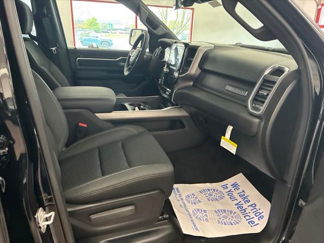 2026 Ram 1500 Big Horn Crew Cab 4x4 5'7" Box