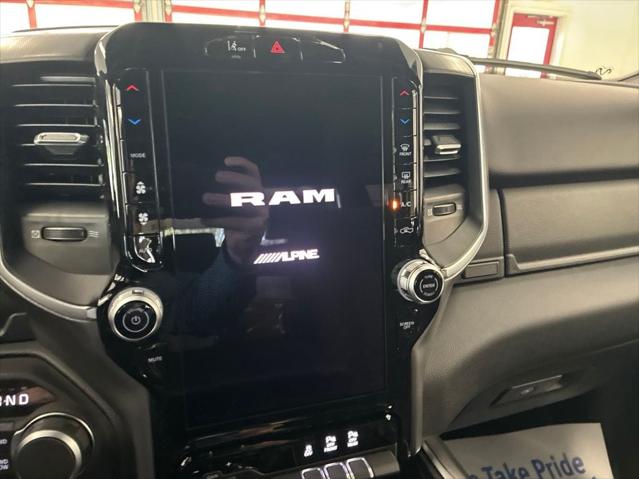 2026 Ram 1500 Big Horn Crew Cab 4x4 5'7" Box
