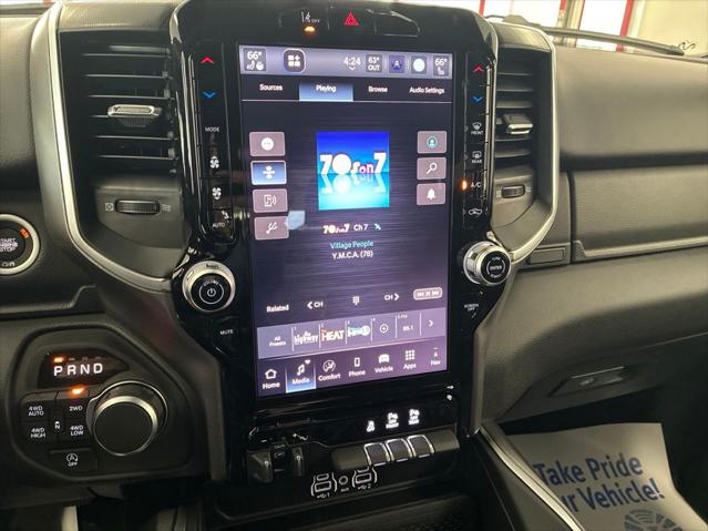 2026 Ram 1500 Big Horn Crew Cab 4x4 5'7" Box