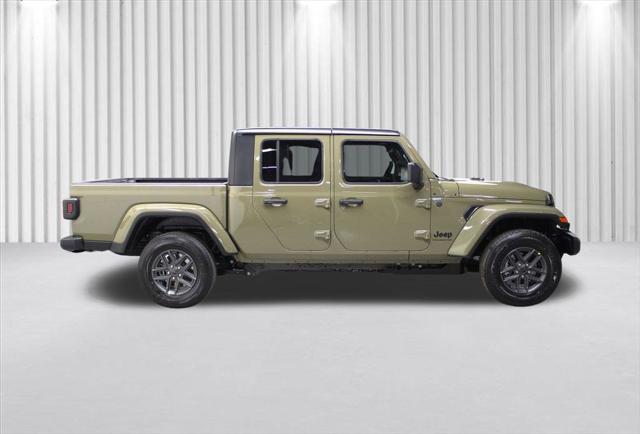 2026 Jeep Gladiator GLADIATOR SPORT S 4X4