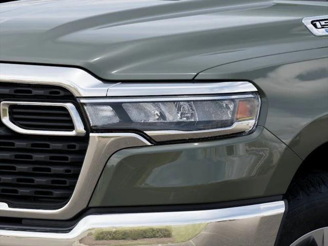 2026 Ram 1500 Tradesman Crew Cab 4x4 5'7" Box