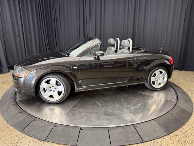 2001 Audi TT 225hp quattro AWD 2dr Roadster