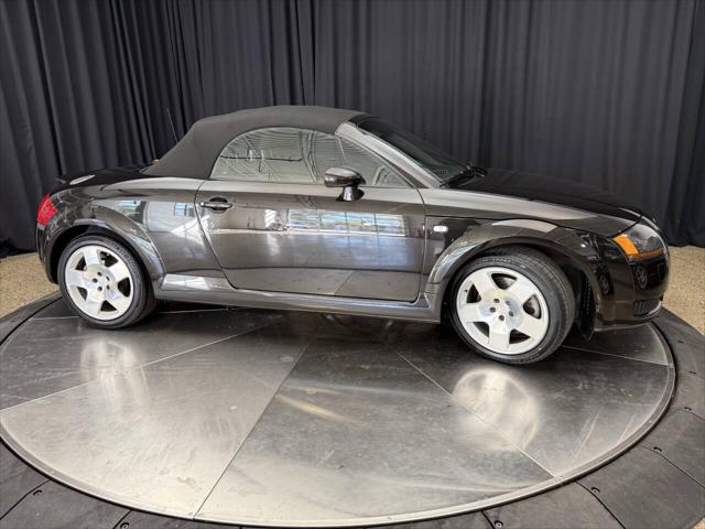2001 Audi TT 225hp quattro AWD 2dr Roadster