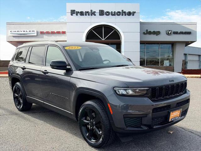 2023 Jeep Grand Cherokee L Altitude 4x4 2023 Jeep Grand Cherokee L Altitude 4x4